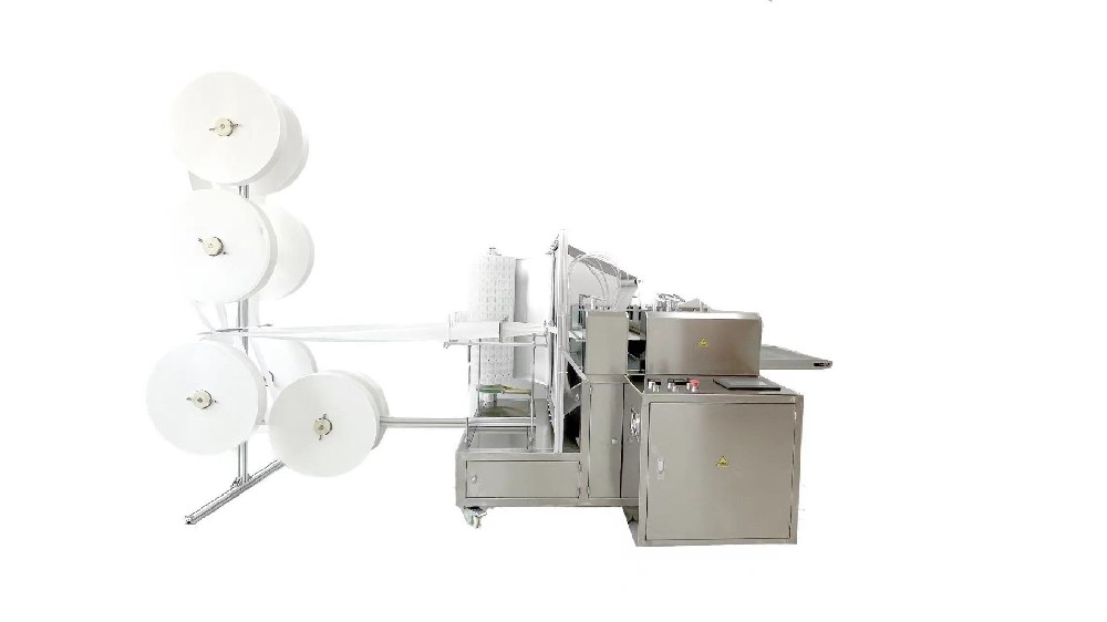 Eight channel alcohol pad packaging machine